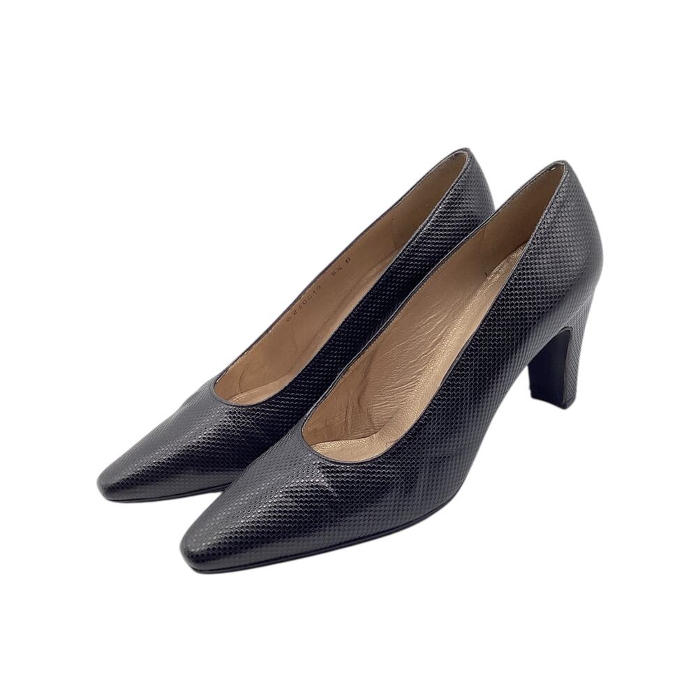 Stuart Weitzman Pumps Women’s Size 5.5 Embossed Leather in Black